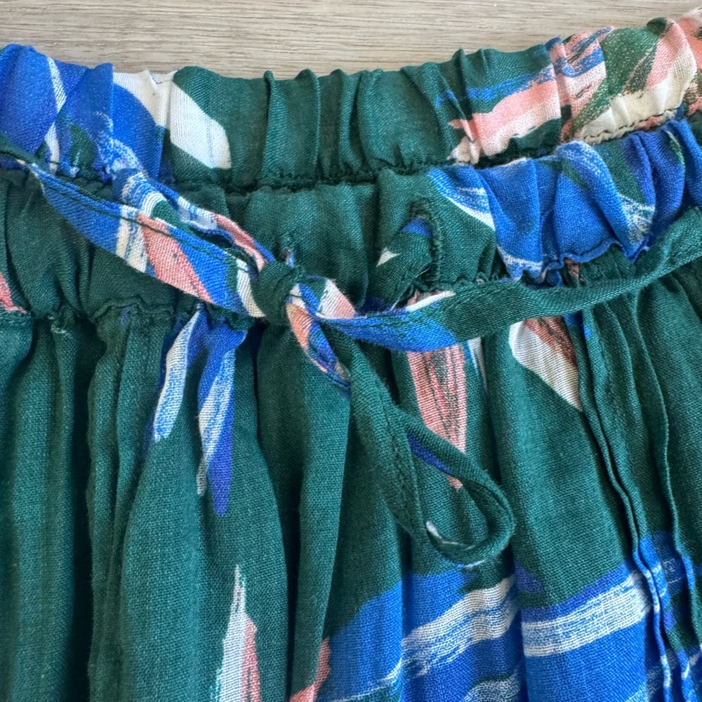Trovata Birds of Paradis Green Blue Tiered Mini Skirt with Ruffled Tiers Size XS - Picture 2 of 8